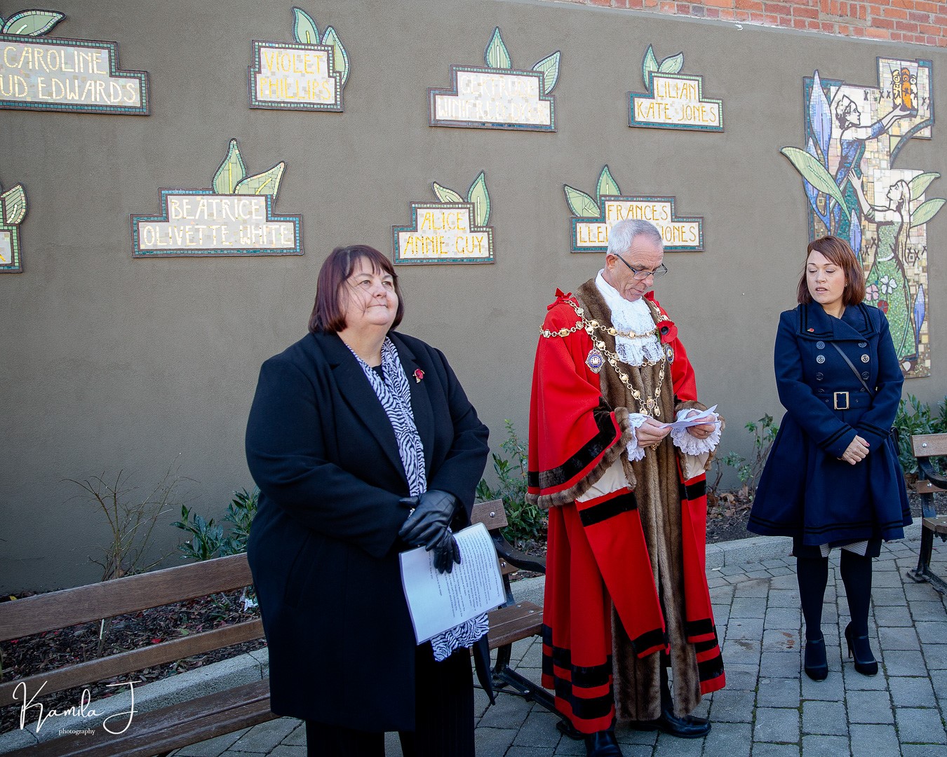 major opening a mosaic about ww1 women